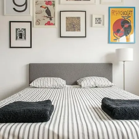 Calderon - In Centre At Universitate & Old Town Apartment