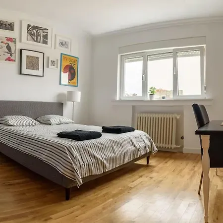 Calderon - In Centre At Universitate & Old Town