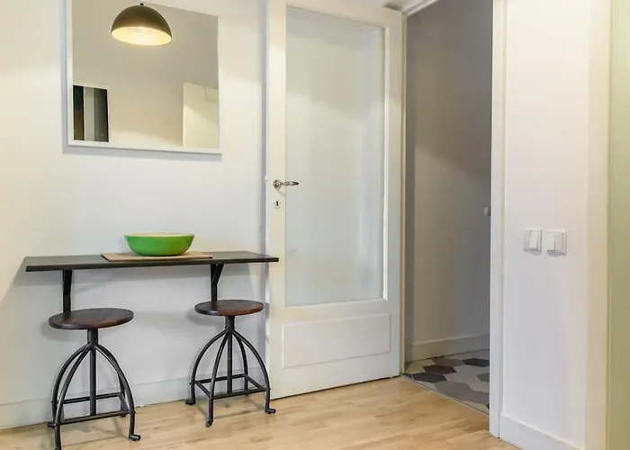 Appartement Calderon - In Centre At Universitate & Old Town Boekarest