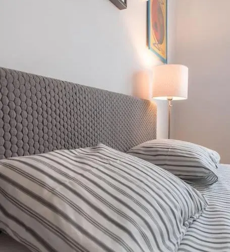 Calderon - In Centre At Universitate & Old Town Apartman